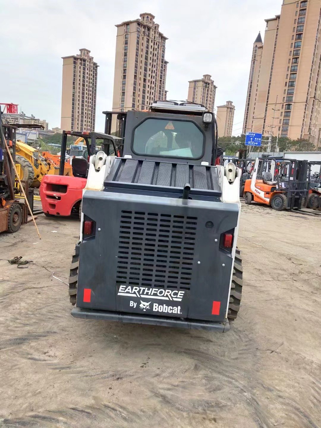 Original Secondhand Bobcat S16 Engineering Construction Machinery Wheel Loader Used Skid Steer Loader s16