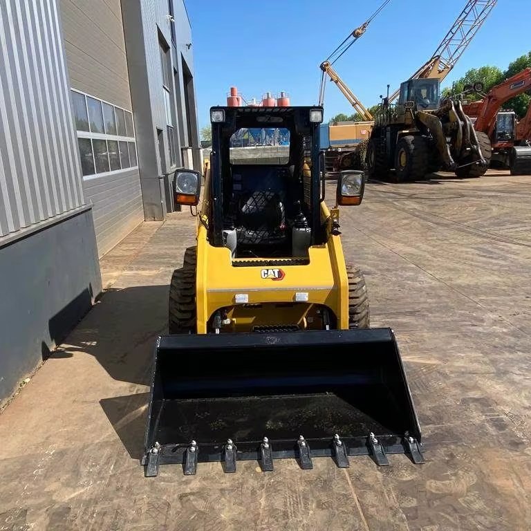 Used Skid Steer Loader Caterpillar 216B3 with good condition for sale