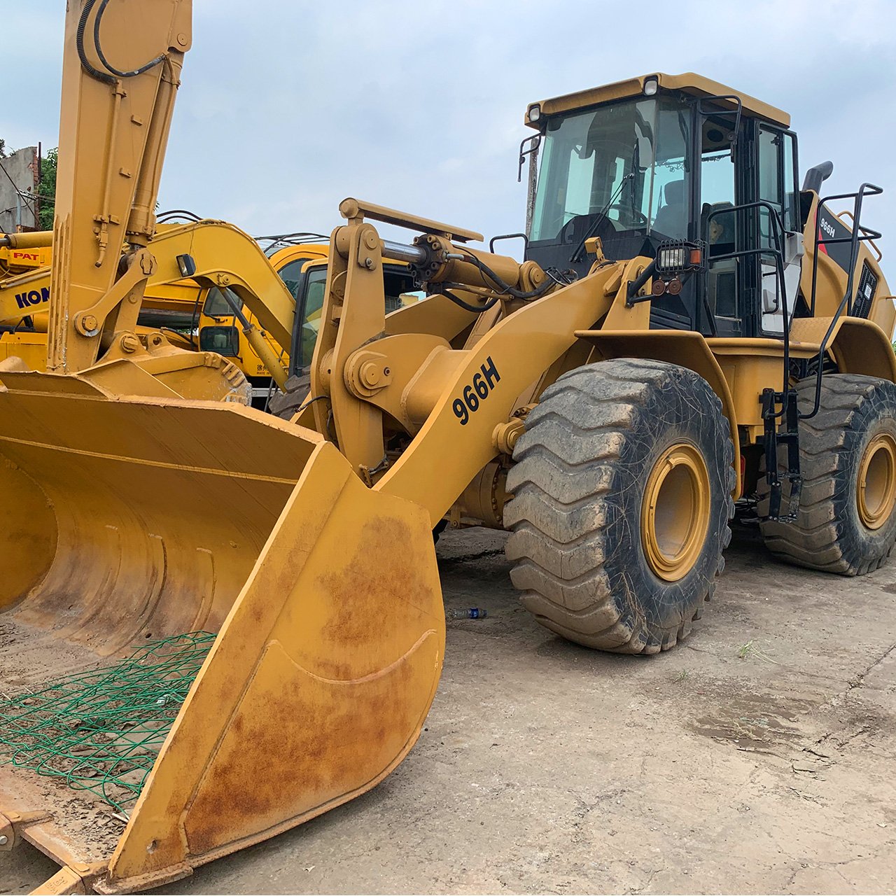 Original Japan CAT 966G 966H 966F wheel loader 6.8 Ton Hydraulic caterpillar 966 front loader for sale