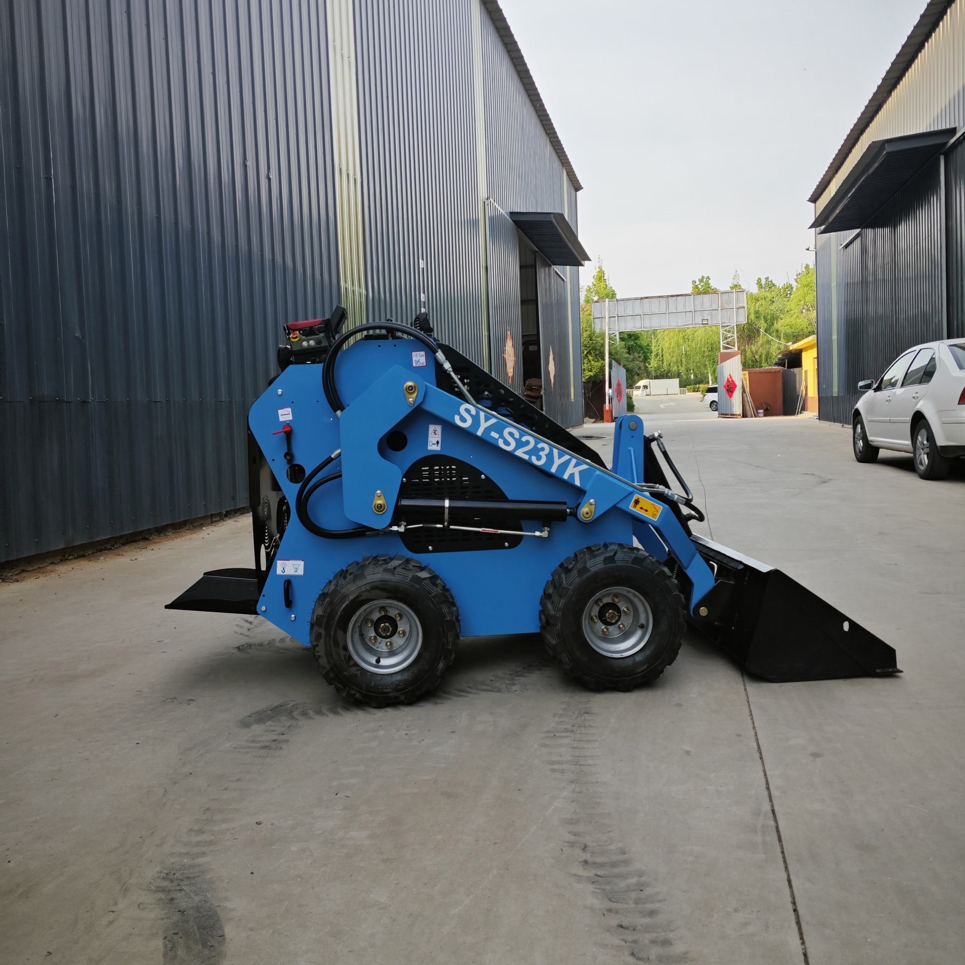 Telescopic Loader Backhoe Mucking Front End Skid Loader Crawler Compact Track Mini Mechanical Skid Steer Loader 1-Year Used