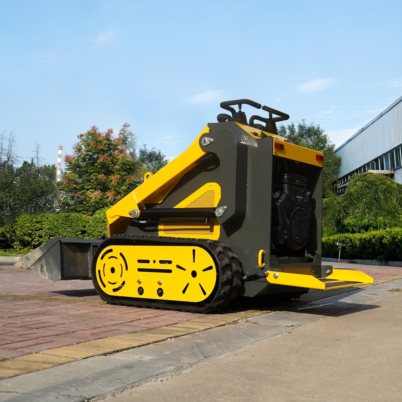 Mini Skid Steer Track Loader : 23HP, Gas EPA, B&S Engine Twin