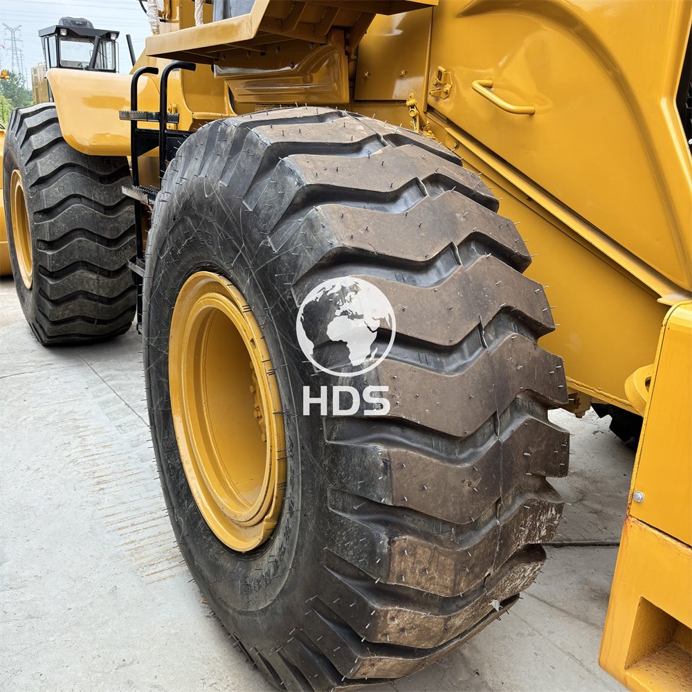 Used caterpillar Front Loader 5-Ton Capacity Large Wheeled with original Engine Pump Gearbox and Bearing-for Farms