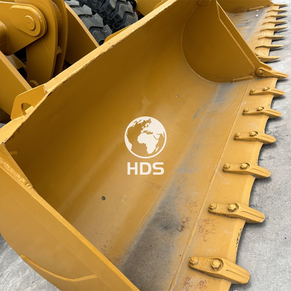 Used caterpillar Front Loader 5-Ton Capacity Large Wheeled with original Engine Pump Gearbox and Bearing-for Farms