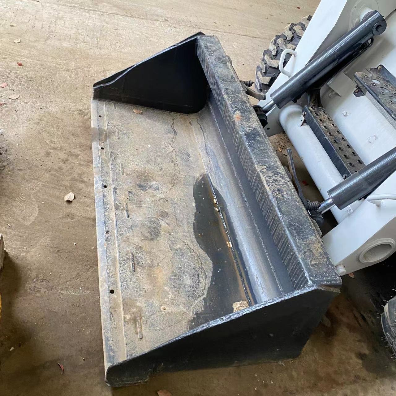 Used original of UK loader good condition BOBCAT S160 Hot sell Wheel Loaders in shanghai