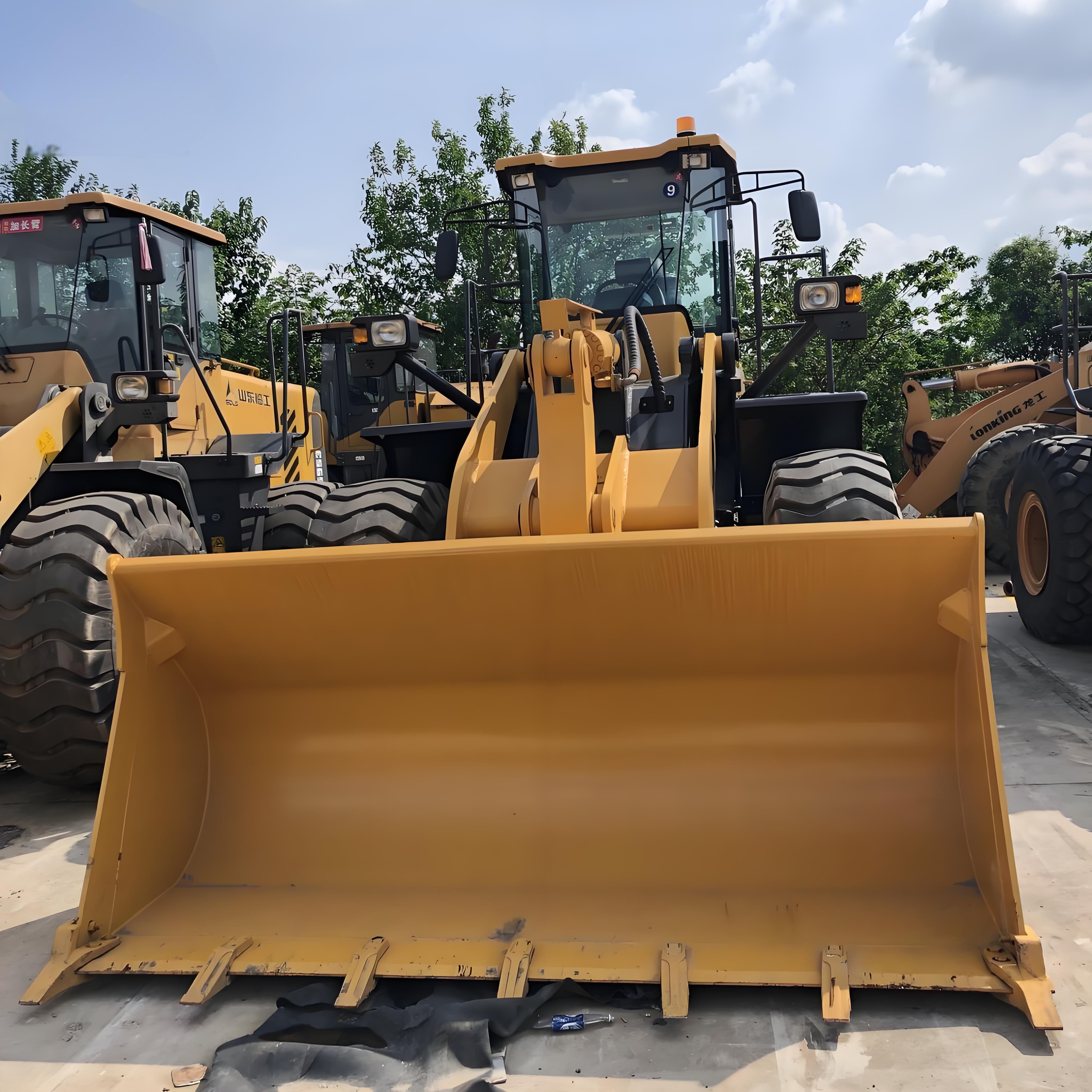 Load Gearbox Essential for Road Engineering Machinery Core Pump for Backhoe Loader Bearing Components Used Cummins 5 Ton Compact