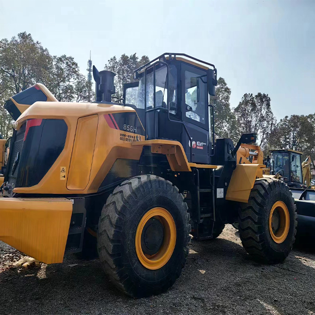 The second-hand Liugong 856 loader and the low-working time Liugong loader filmed on site are of high quality low price