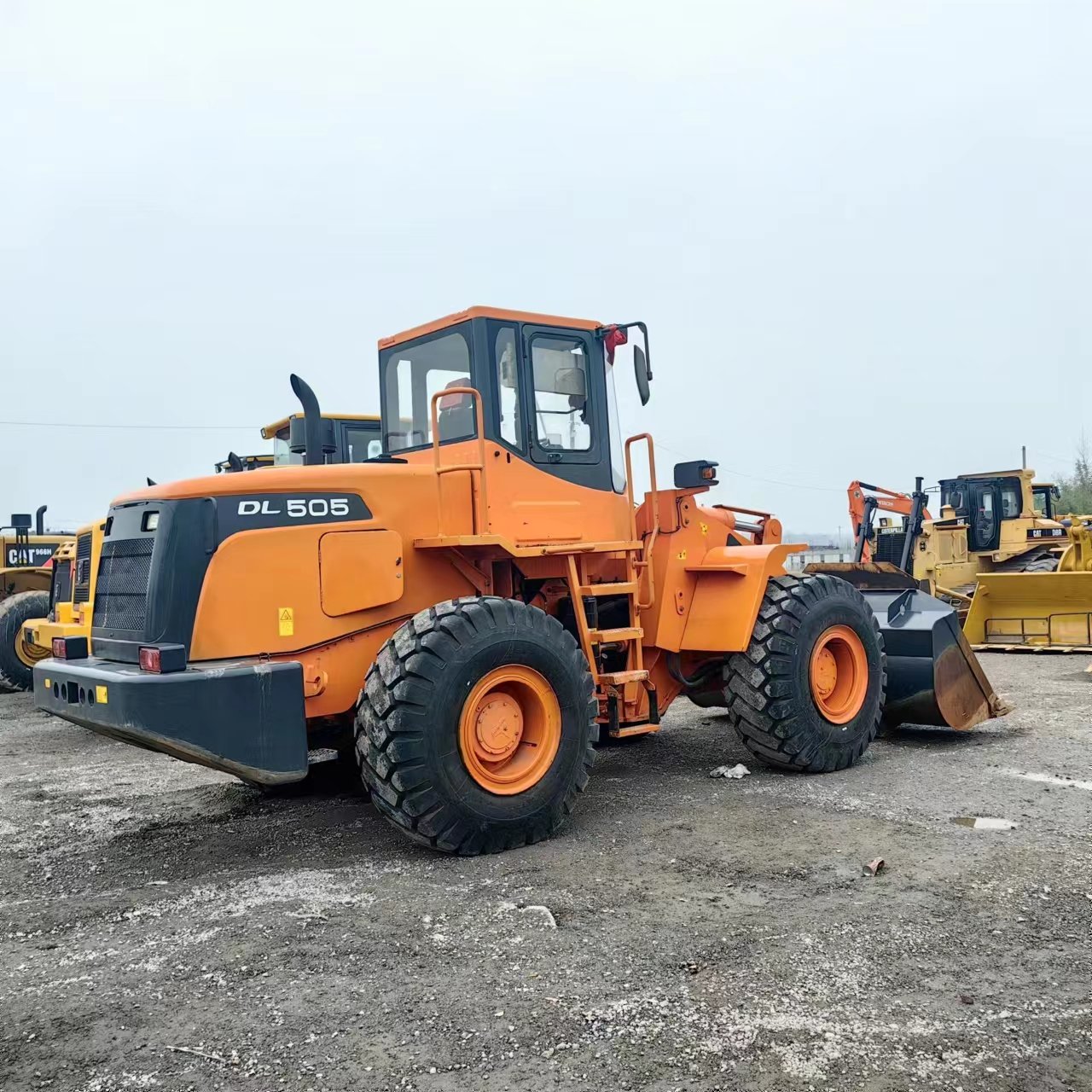 Good Condition Original Japan Equipment Wheel Loader Machine Komatsu Used Doosan DL505 Wheel Loader