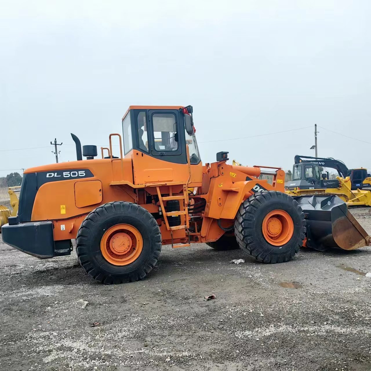 Good Condition Original Japan Equipment Wheel Loader Machine Komatsu Used Doosan DL505 Wheel Loader