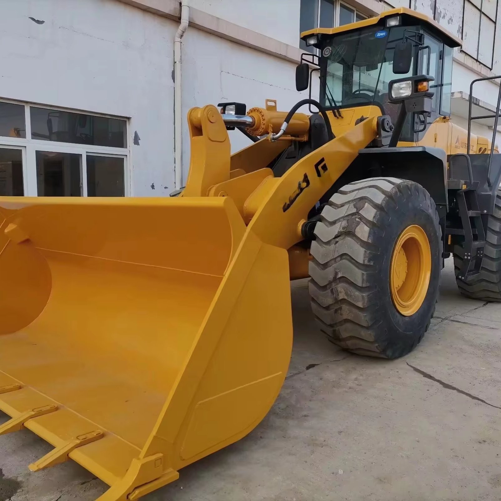 Chinese Brand Wheel Loader Sdlg956L Powerful Used Construction Machinery Front End Loader