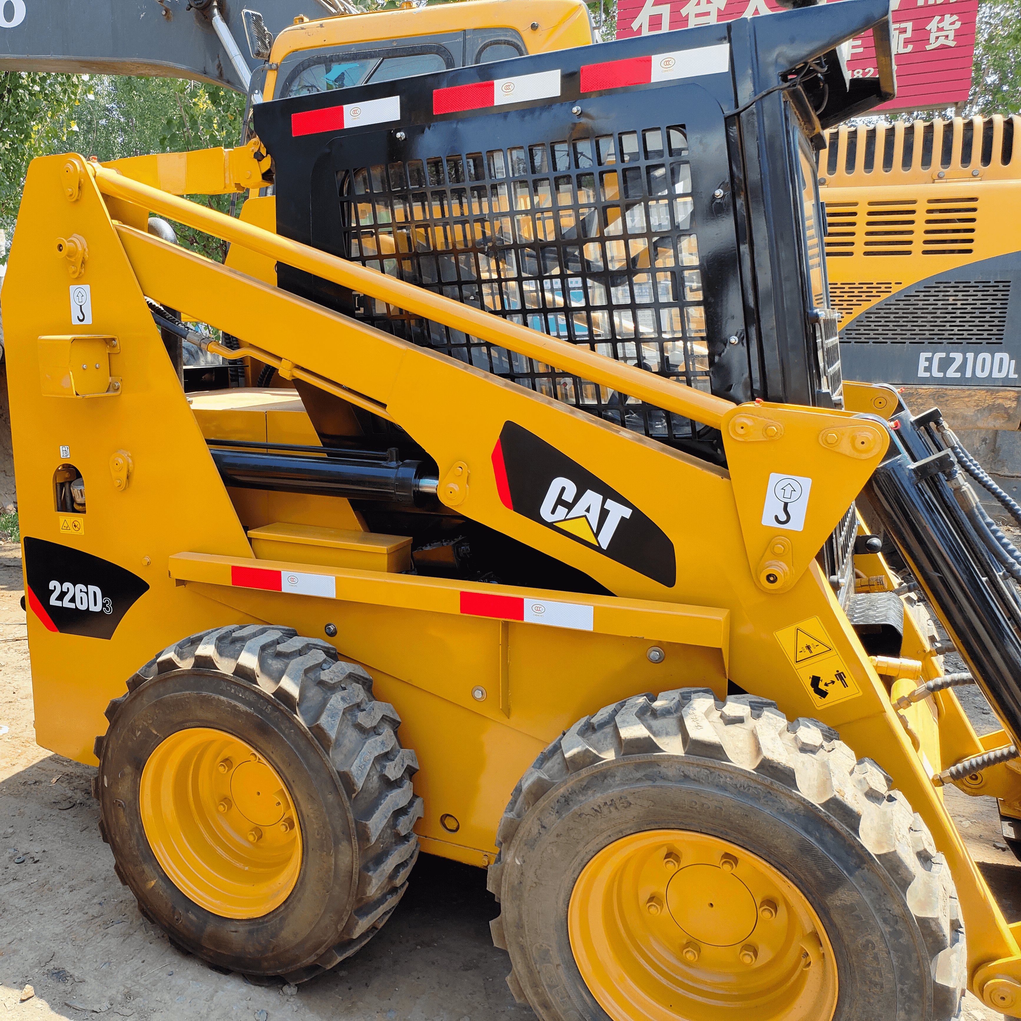 Good condition used CAT 226D3 skid steer loader second-hand CAT 226D3 compact skid steer loader for sale