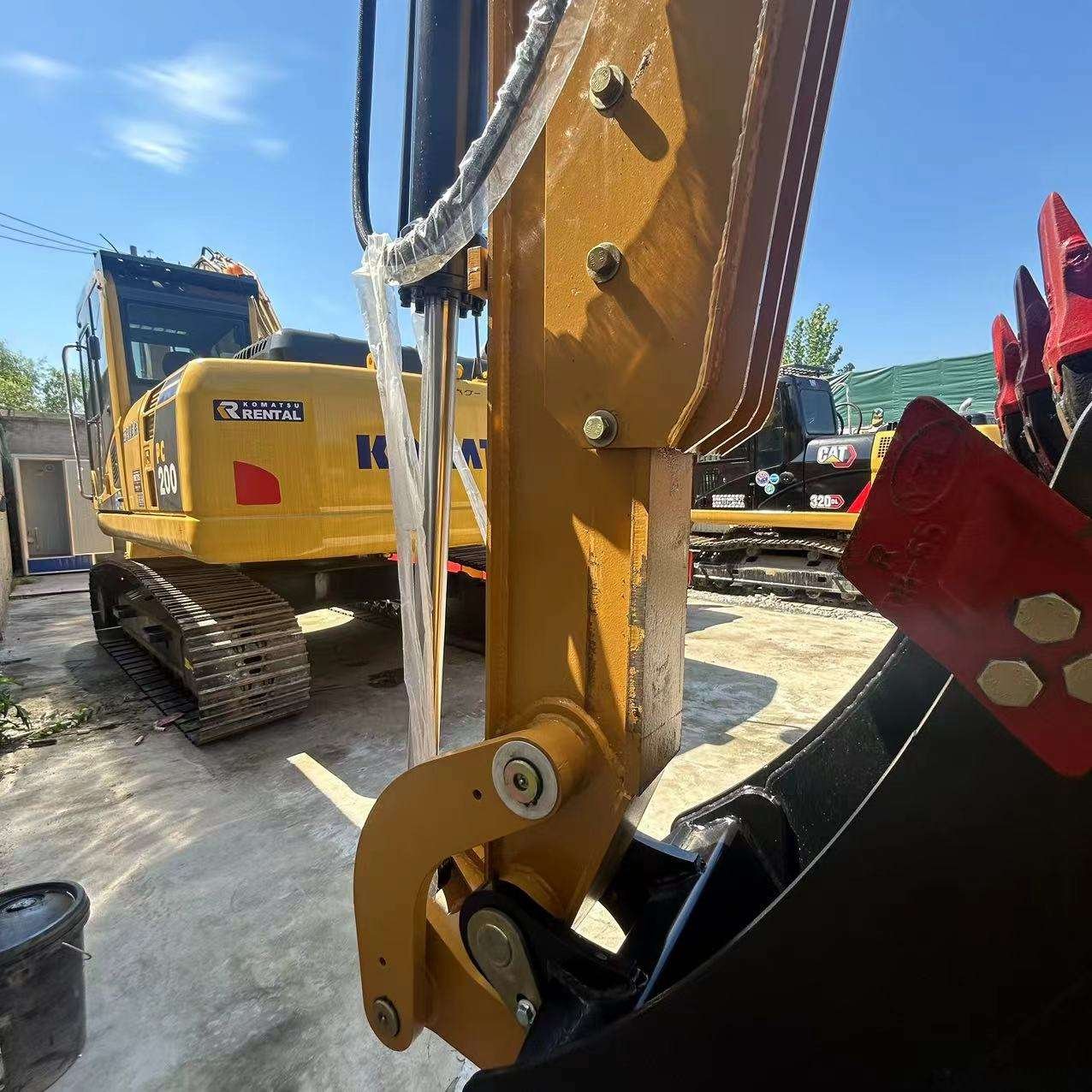 95% new Used CAT 420F Backhoe Loader 420F , with best working condition in great demand and low working hours on sale