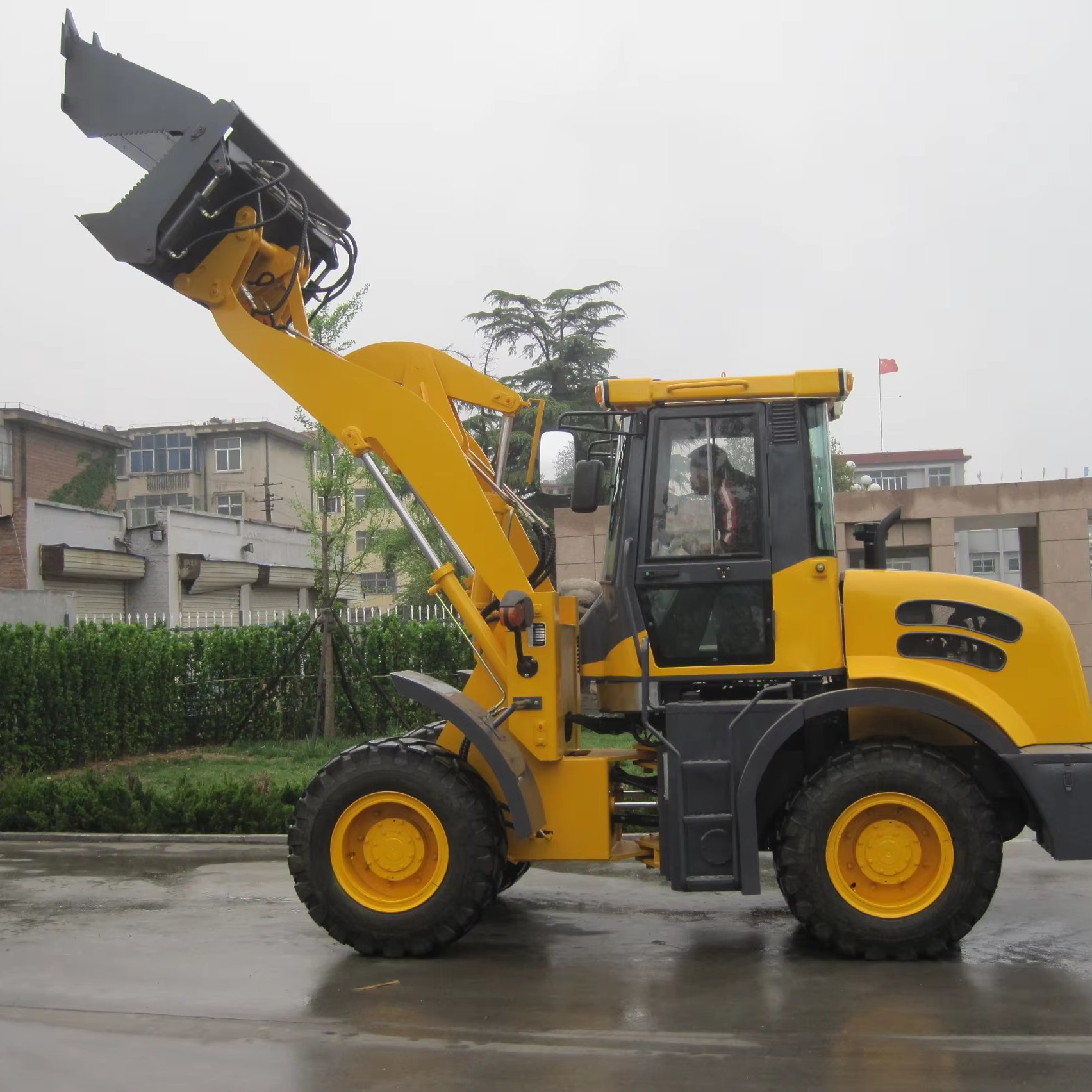 MACHPRO Used Mini Skid Steer Loader MLE830 CE EPA Diesel Engine 5 Ton Rated Load kyb Hydraulic Cylinder Pump-Cheap Alternative