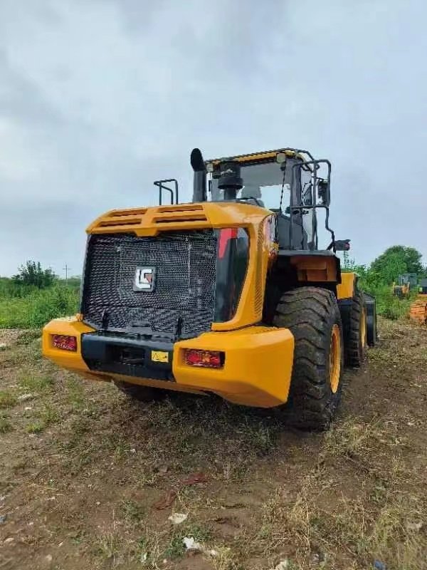 Kawasaki Used High Quality CLG856H Wheel Loader Front Loader 6 Months-1 Year Wheel Loader CLG856H Provided Cummins 2018 5.6 Ton