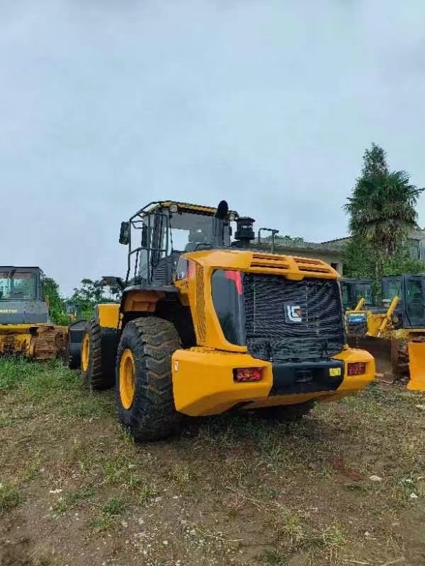 Kawasaki Used High Quality CLG856H Wheel Loader Front Loader 6 Months-1 Year Wheel Loader CLG856H Provided Cummins 2018 5.6 Ton