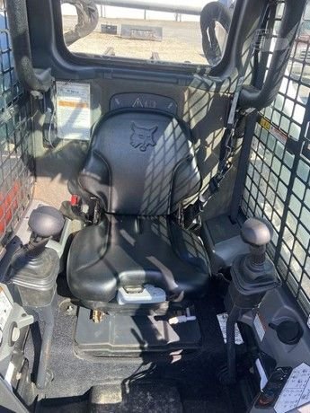 Fairly Used Bobcat BOBCAT S650 Skid Steer Compact Track loader