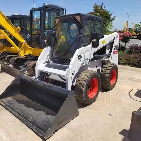 bobcat skid steer loader mini used s160 s70 s300 s550 s770 t300 t770 send hand wheel loaders for sale