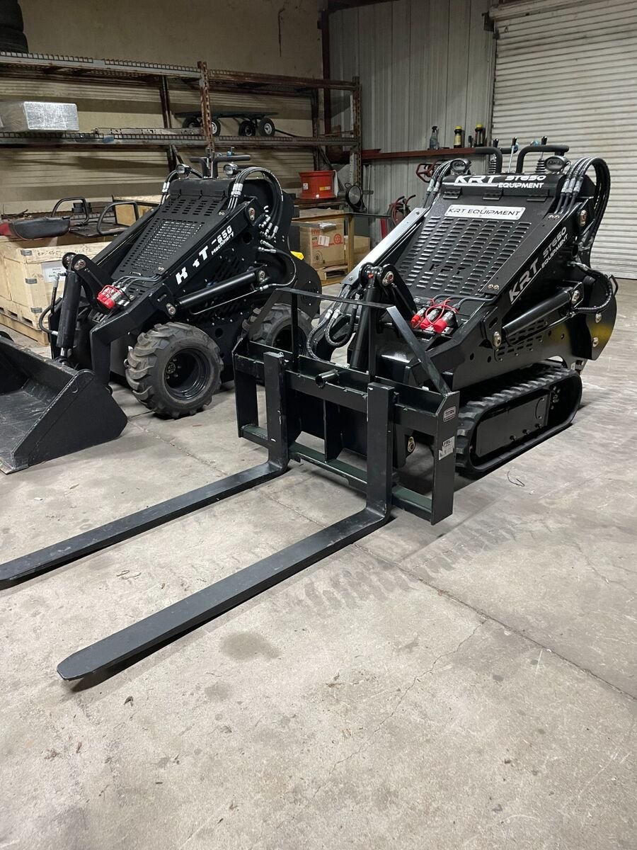 2023 AGT KRT23 Mini Skidsteer Loader