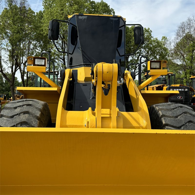 Earth Machine Almost New Condition Used Komatsu WA380 Loader Second-Hand Komatsu WA380 Loader on sale