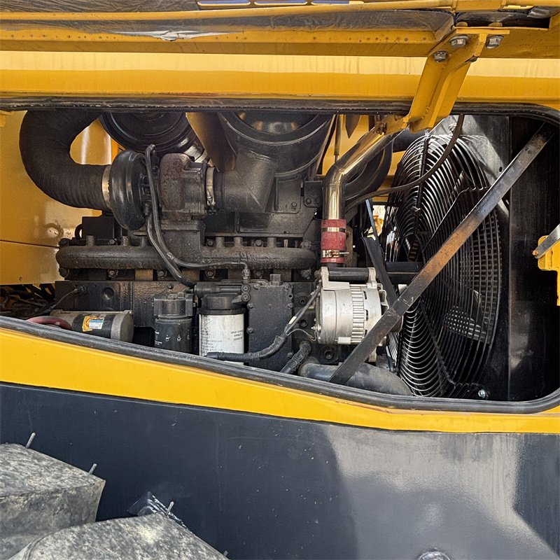 Earth Machine Almost New Condition Used Komatsu WA380 Loader Second-Hand Komatsu WA380 Loader on sale