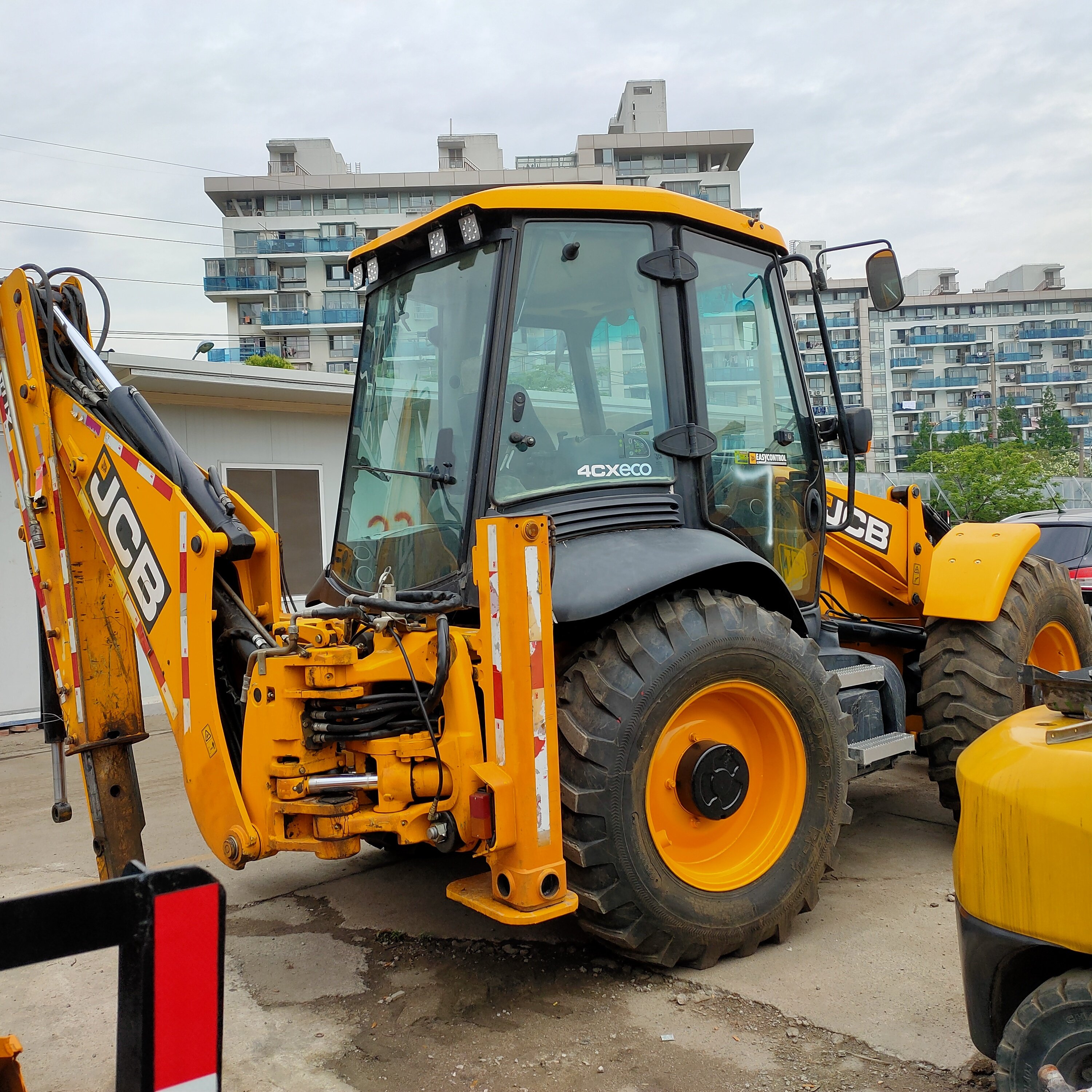 JCB backhoe 3cx/used jcb backhoe loader UK used cheap jcb 3CX 4CX backhoe loader for sale
