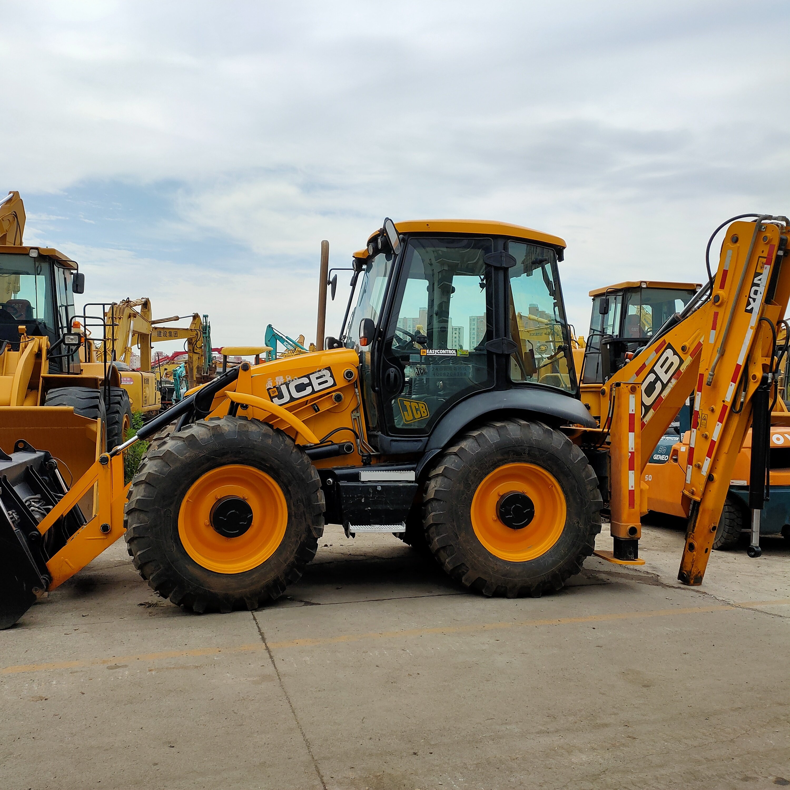 JCB backhoe 3cx/used jcb backhoe loader UK used cheap jcb 3CX 4CX backhoe loader for sale