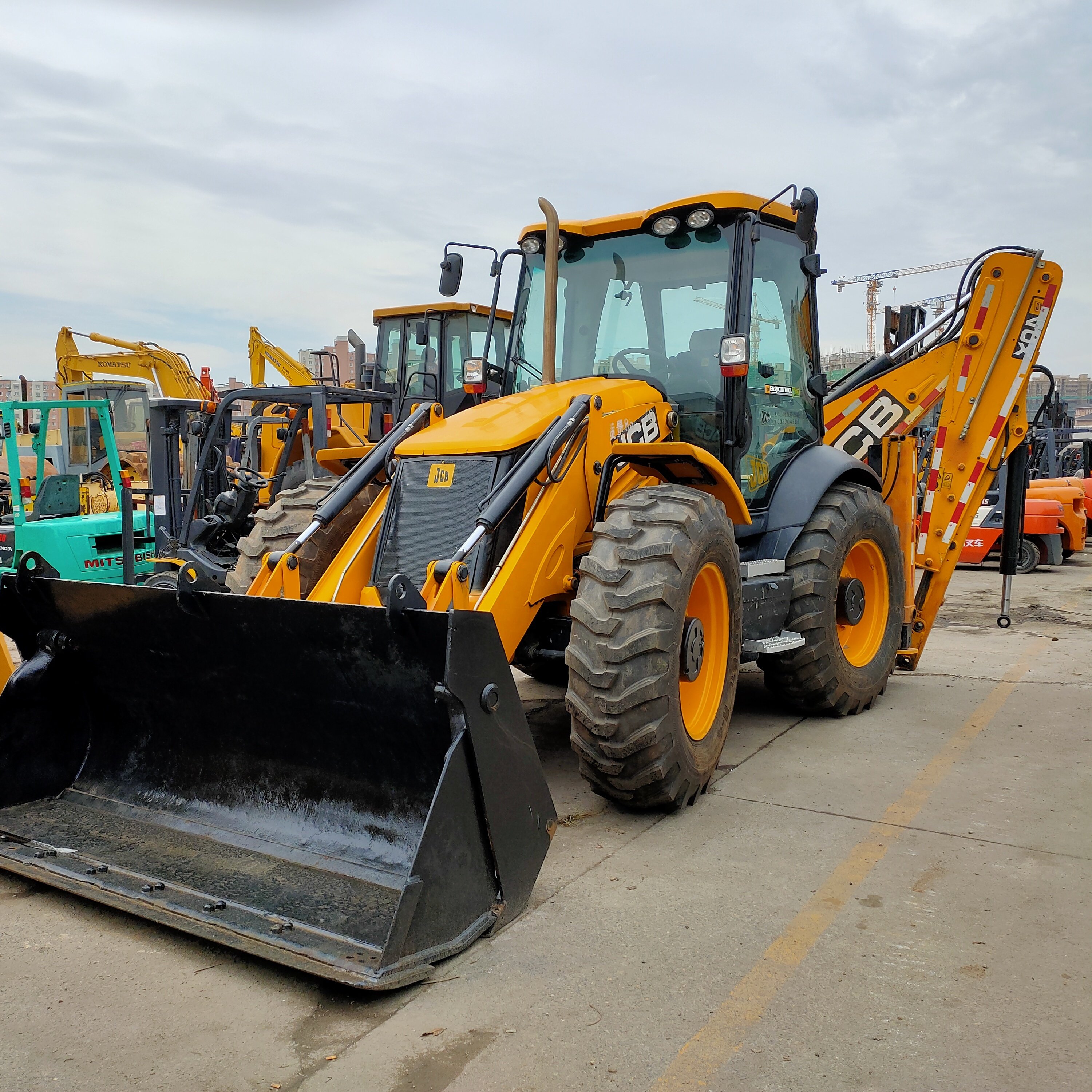JCB backhoe 3cx/used jcb backhoe loader UK used cheap jcb 3CX 4CX backhoe loader for sale
