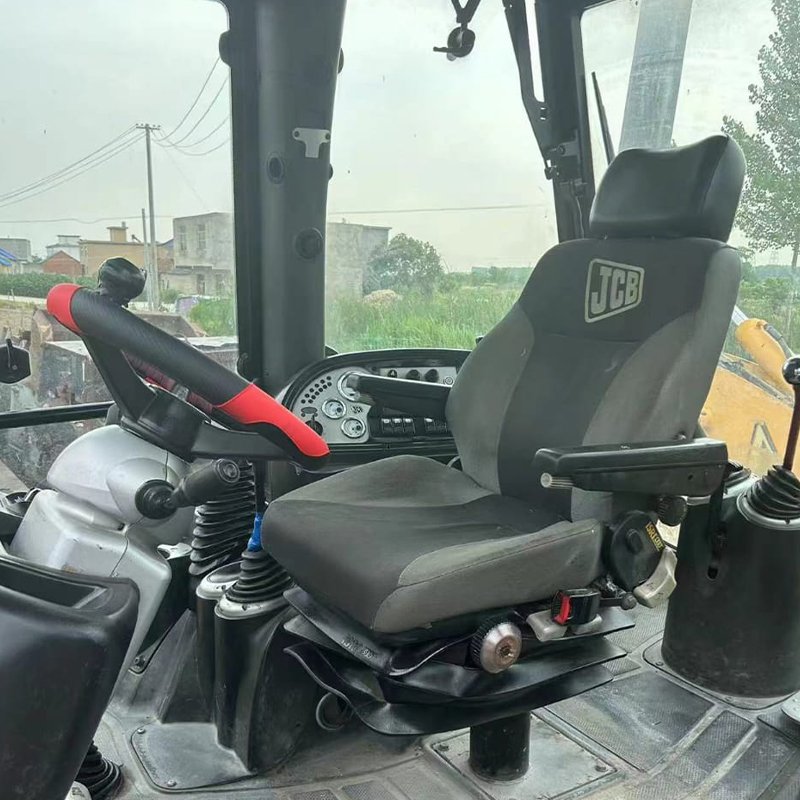 Popular Choice 2019 Model JCB 3X Backhoe Versatile Machine Designed for Various Construction and Excavation Tasks