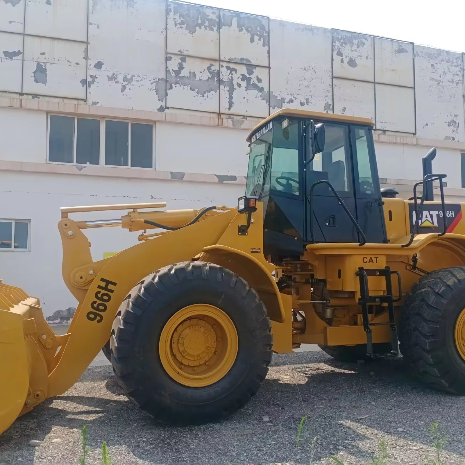 Buy Cheap used loader Caterpillarused backhoes cat966h tractor backhoe loader