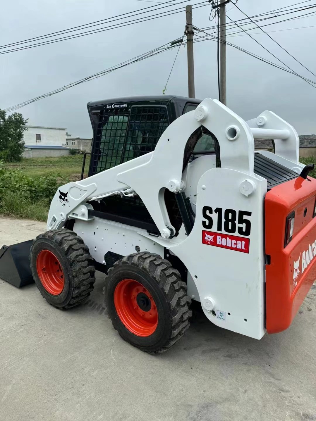 Low Maintenance Cost Secondhand Bobcat S185 Small 4x4 Wheel Loader Used Bobcat S185 Mini Diesel Skid Steer Loader In Cheap Price