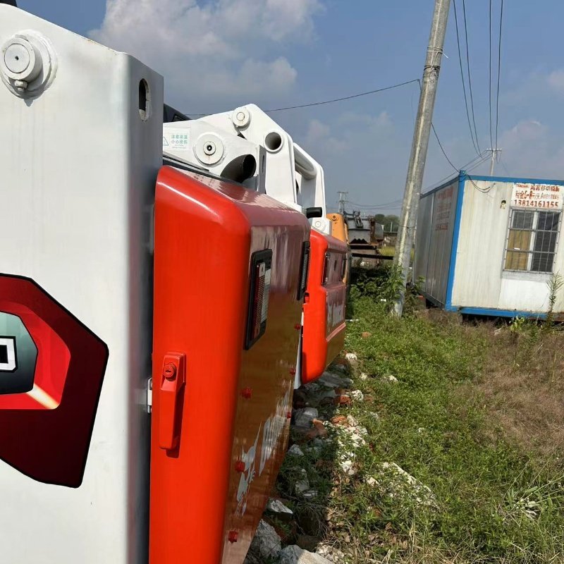 USED B0BCAT S590 LOW PRICE IN SHANGHAI SKID STEER LOADER