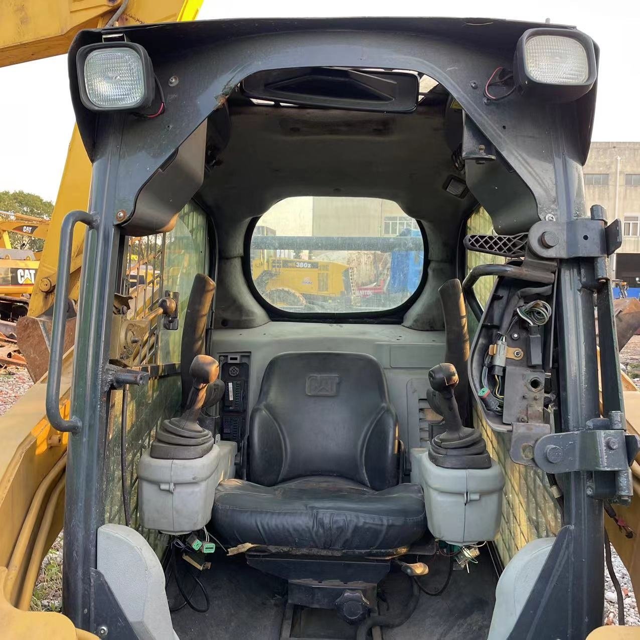 original cat used mini loader, 272c skid steer loader for sale