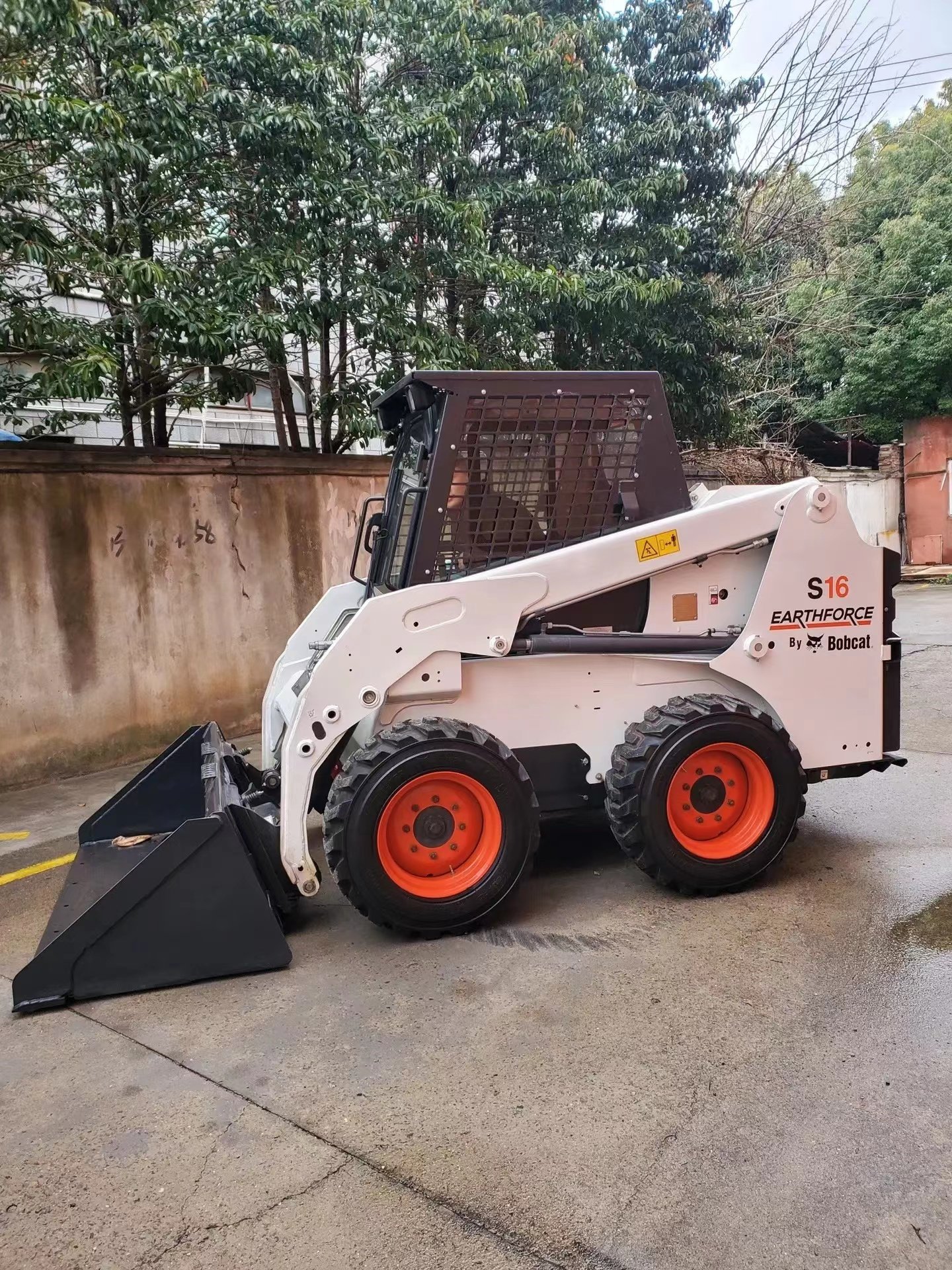 Premium Bobcat S16 Loader Used Bobcat S16 S18 S70 S160 S220 S300 S550 S630 T770 for sale