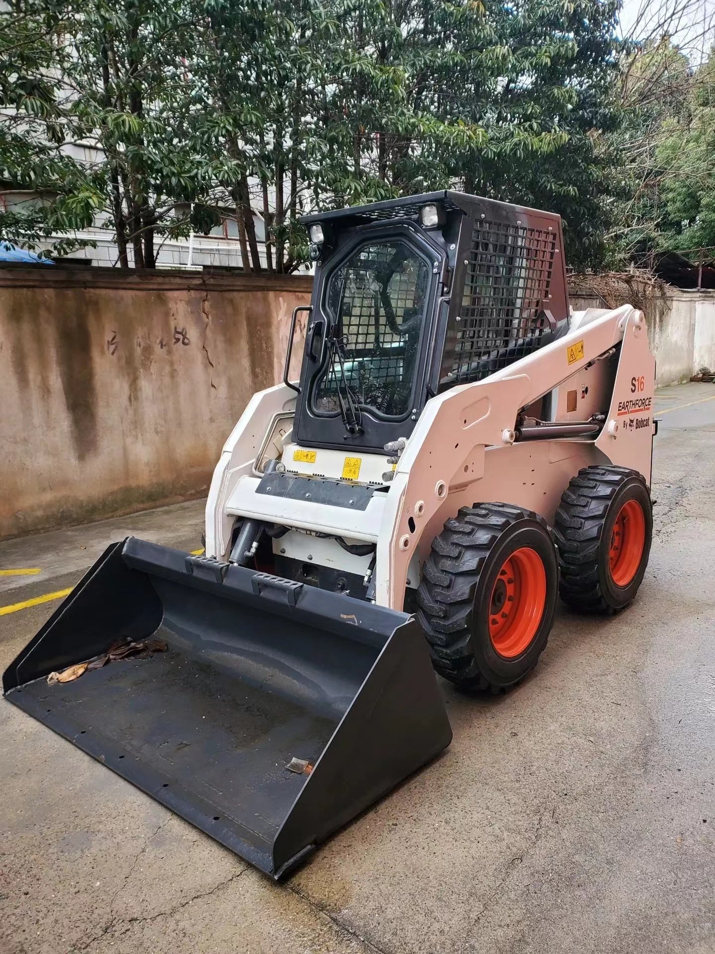 Premium Bobcat S16 Loader Used Bobcat S16 S18 S70 S160 S220 S300 S550 S630 T770 for sale