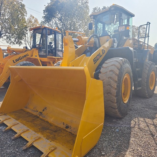 Almost new Used China-made SDLG 956 front end loader Lingong LG956L wheel loaders