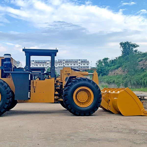 China Manufacturer mobile garden trucking wheel loader 500KG 1 ton HAMAC Earth-moving Machinery used Loaders