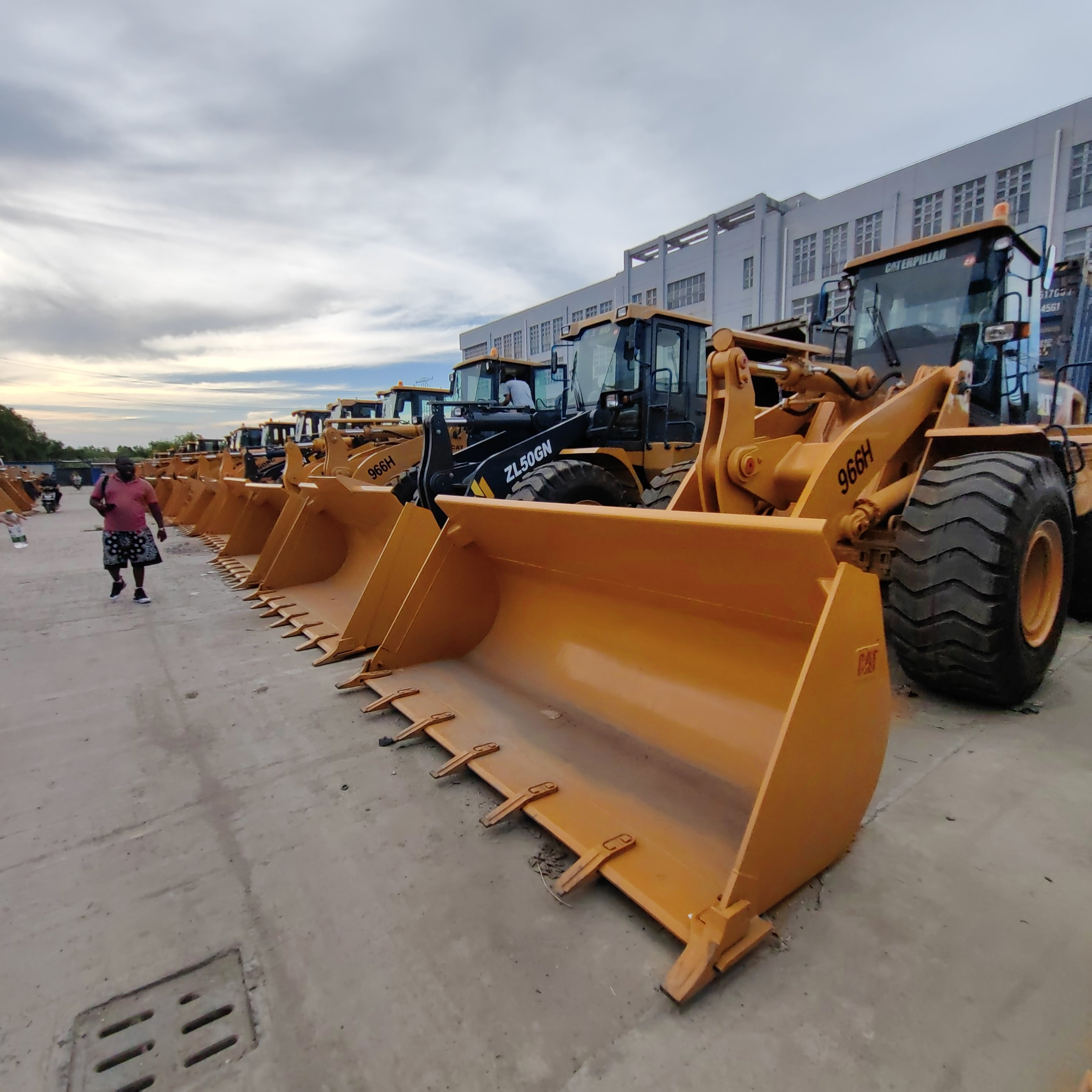 Caterpillar used loaders. Caterpillar track loaders. CAT966H CAT938H CAT988H CAT994K CAT950GC CAT966G CAT980H