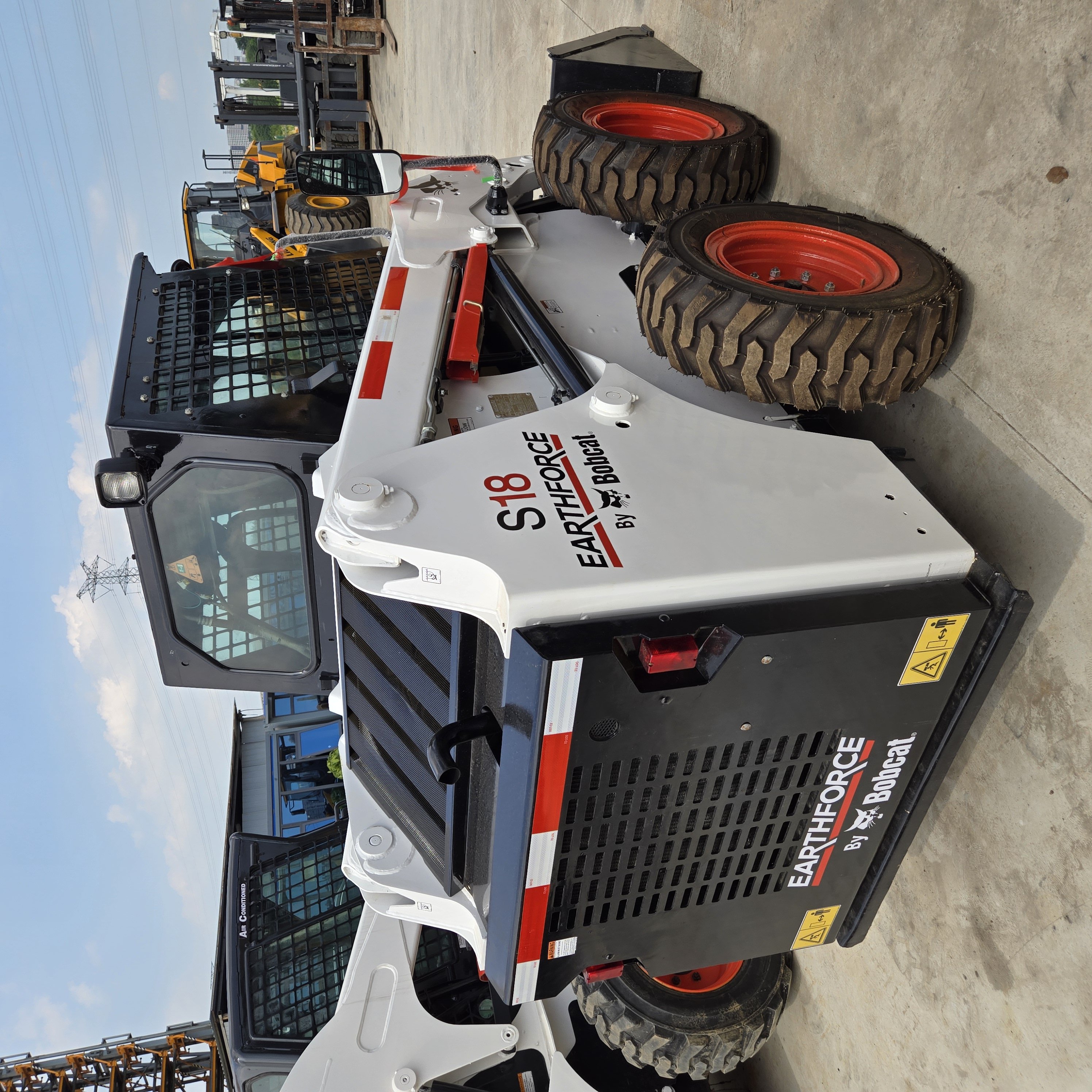 Used Bobcat skid steer loader S18, Bobcat S18 skid steer in stock for sale