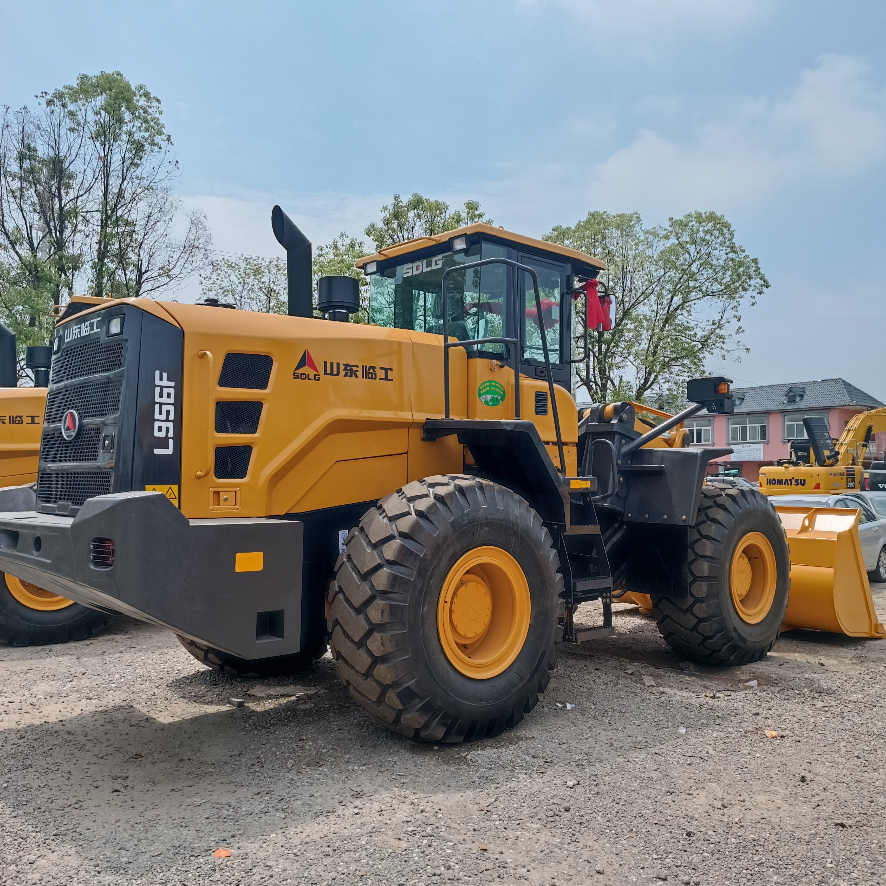 Hot Selling Second-Hand SDLG 956F 956L 958F Construction Machinery Loaders 5 Ton Rated Load for Farms