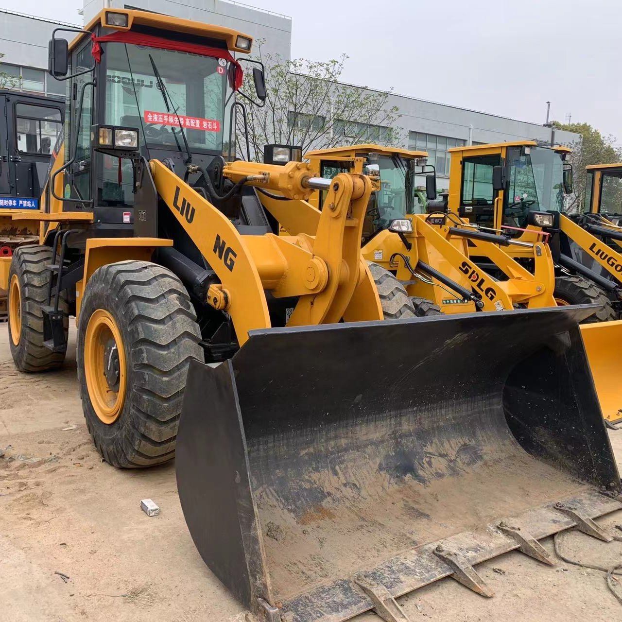 China Engineering Construction Earth-Moving Machinery Loading Machine Front 3t Loaders Wheel Loader Liugong 835