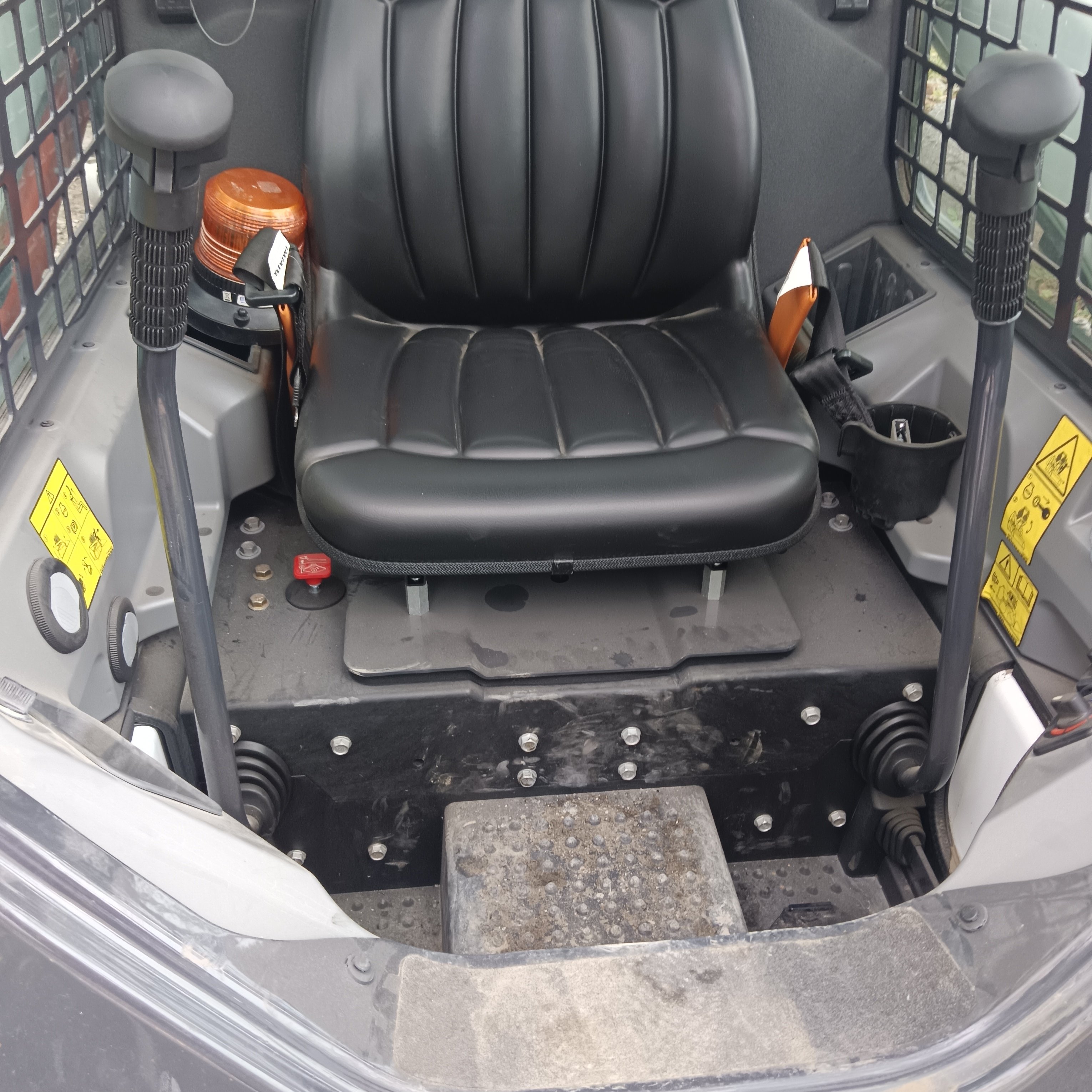 Original New Mini Bobcat S450 Skid Steer Loader Bobcat S70 S130 S300 s450 s510 s550 s770 Cheap Wholesale loaders Bobcat