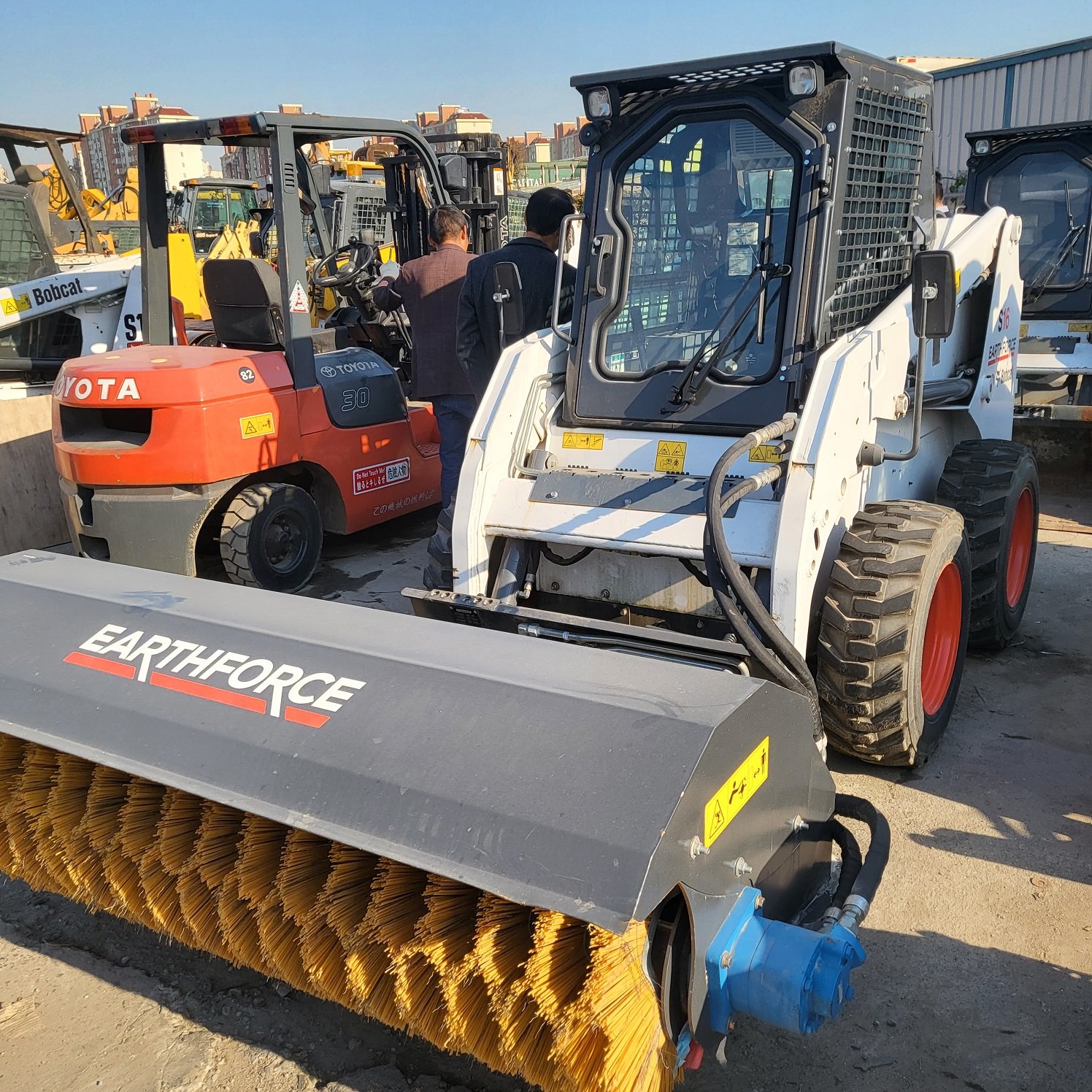 Used mini Bobcat Skid Steer Loader BOBCAT S16 0.8 ton Mini Wheel Backhoe Loader Small Backhoe