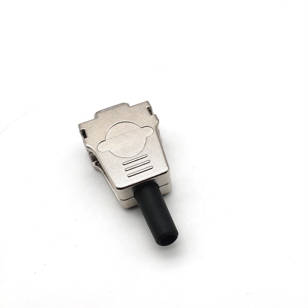 D-SUB 9/15 pin male connector