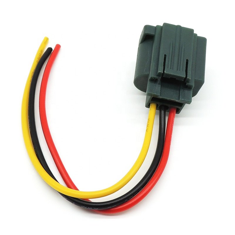 3 PIN H13 Automotive Light Bulb Socket Connector Wiring Harness Plug BC-036
