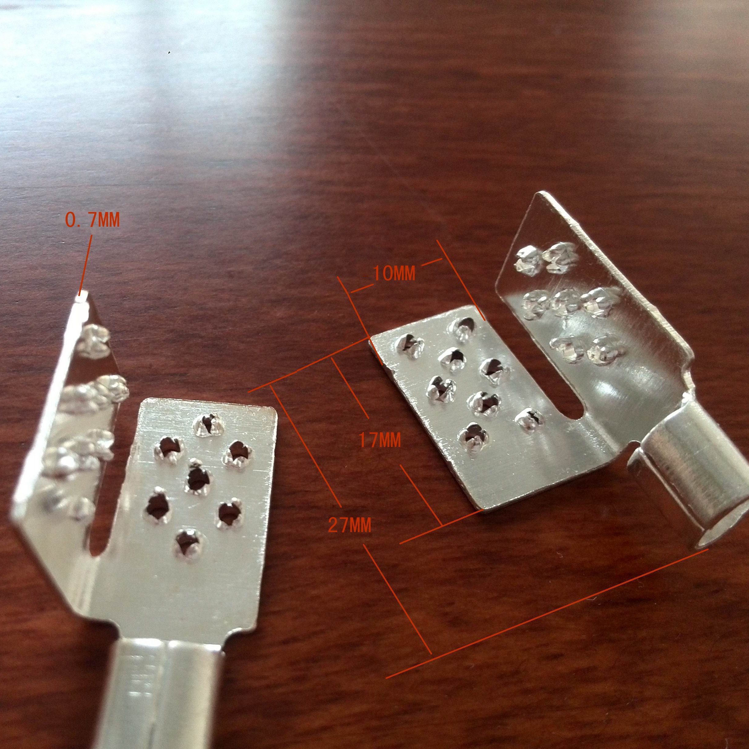 Clips/Connectors for installation of heating film
