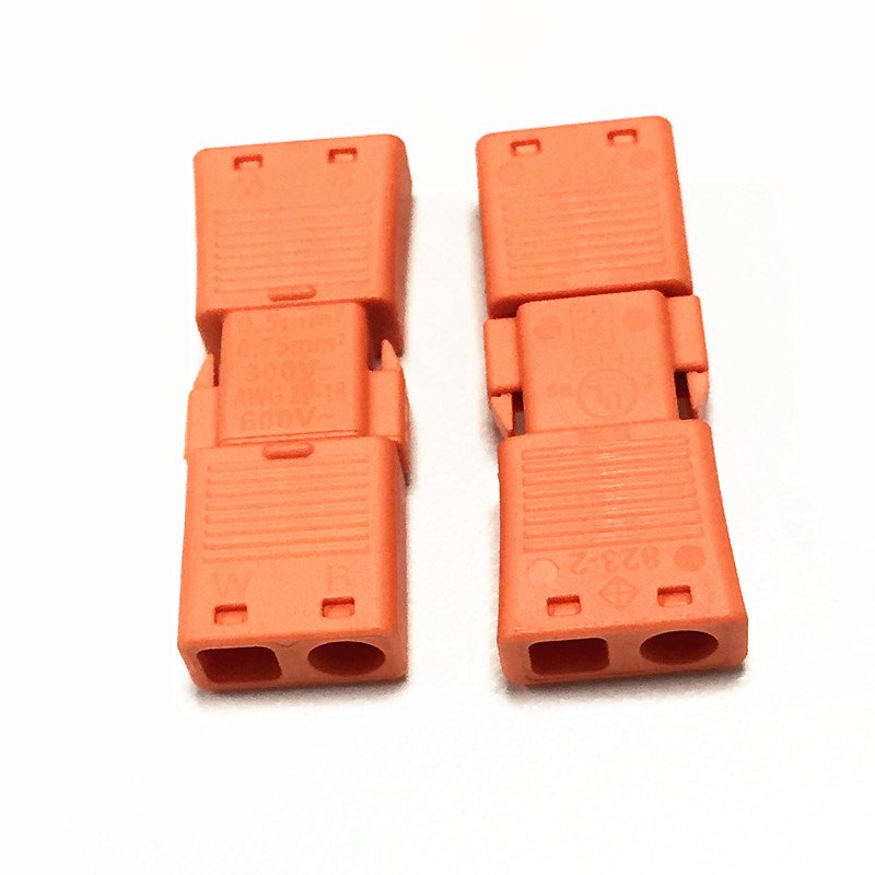 2 Pole Plug-in Electrical Connector For Lighting