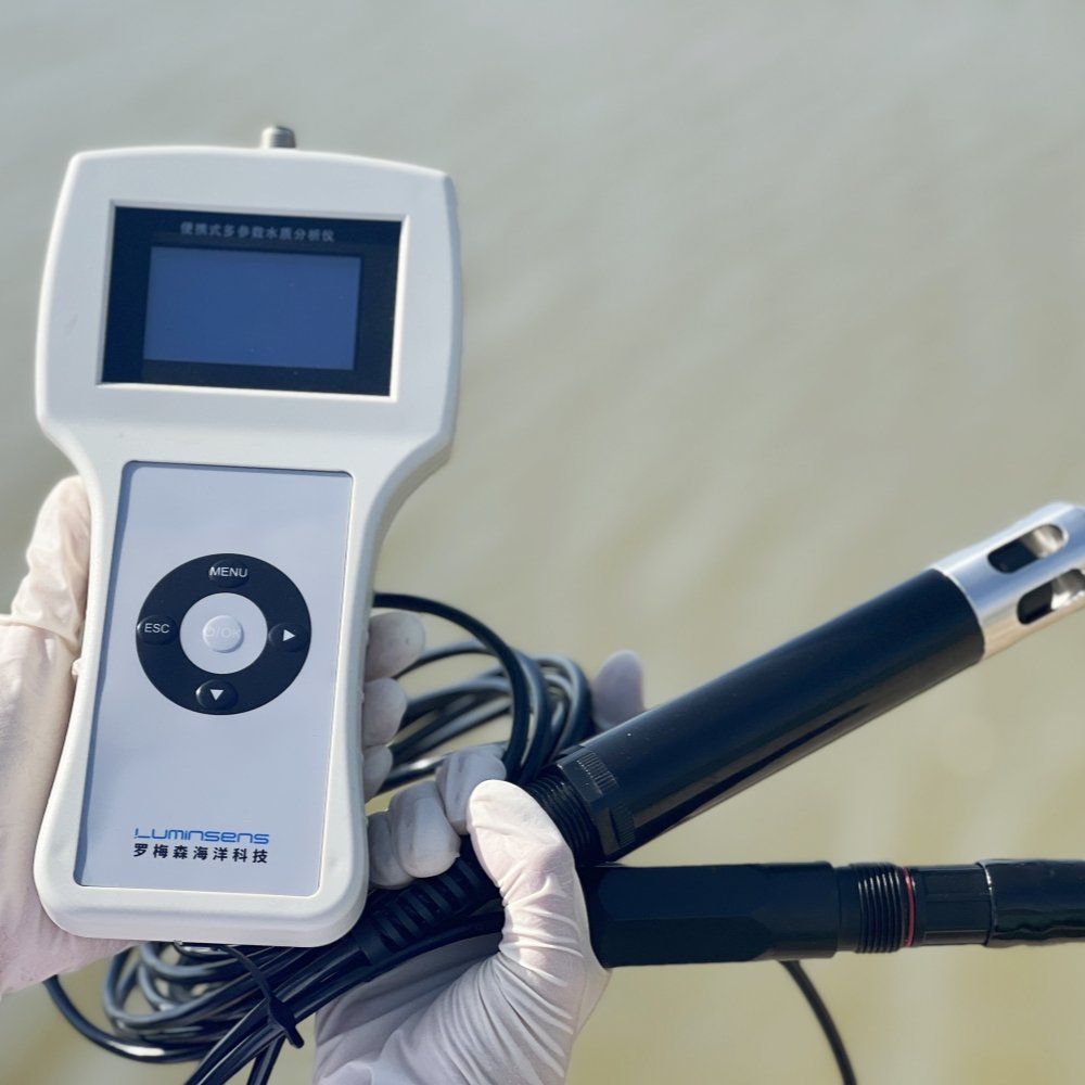 Portable Multi-parameter Water Quality Analyzer water monitoring treatment Luminsense