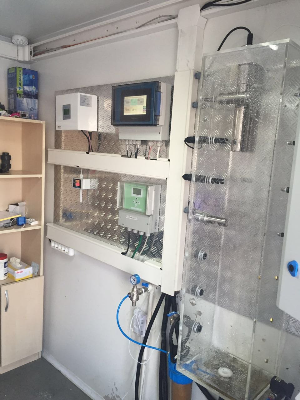 Industrial Water Quality Monitor with pH Sensor Conductivity Dissolved Oxygen Turbidity COD Water Meter