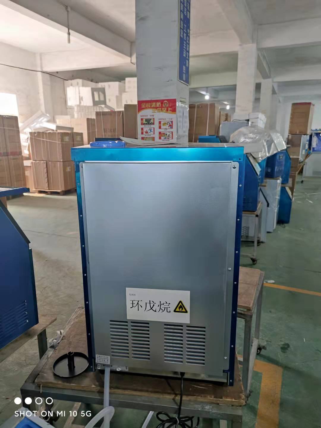 Stainless Steel 120KG Restaurant Home Commercial Ice Machine Ice Cube Maker Ice Making Machine For Business Price