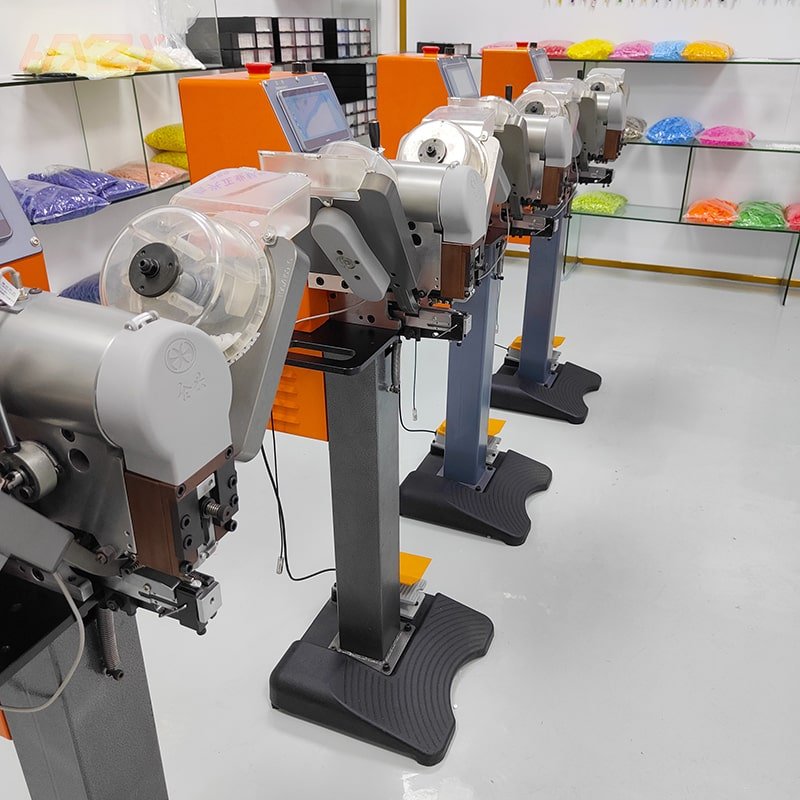 Factory Price Punch Machine Automatic Fastener Machine baby clothing automatic button attaching machine