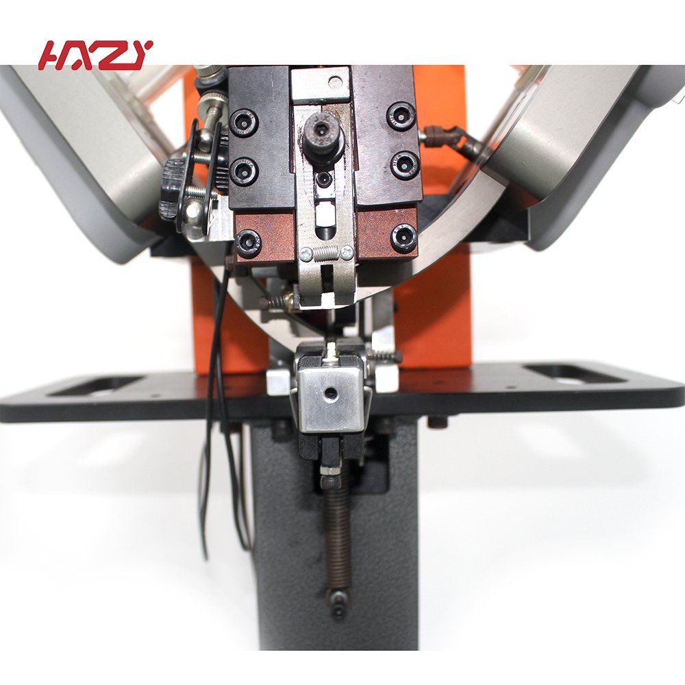 Factory Price Punch Machine Automatic Fastener Machine baby clothing automatic button attaching machine